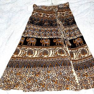 Ladies wrap skirt